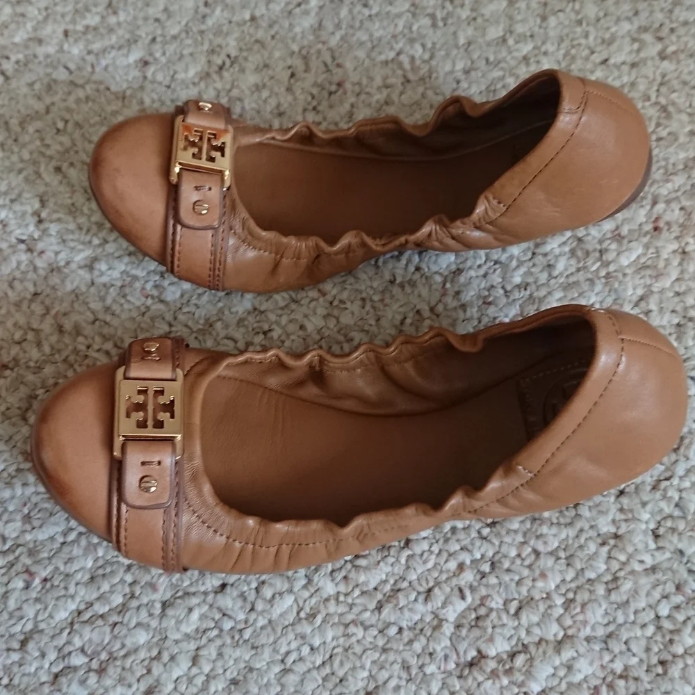 Tory Burch Ambrose Brown Leather Ballet Flats with Gold Logo size 7.5